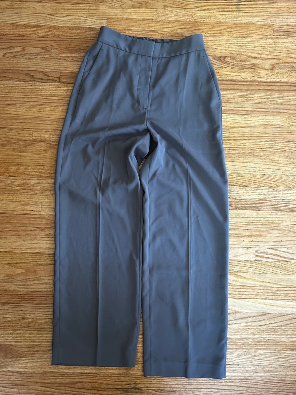 Quince Stretch Crep Classic Trouser Overcast Grey Sz 6